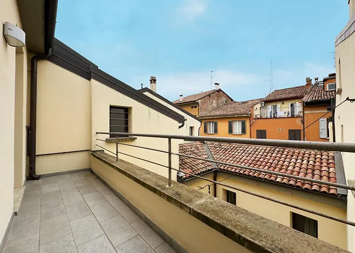 Carducci - By Residences * بولونيا