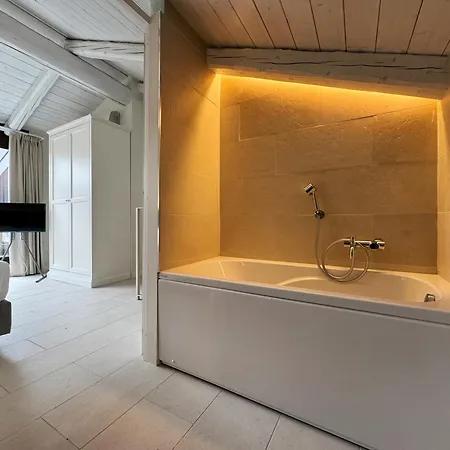 Carducci - By Residences